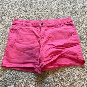 Pink gap shorts